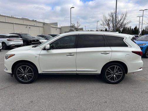 2016 INFINITI QX60 Base