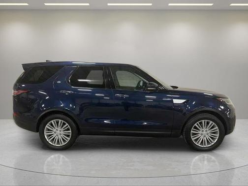 2017 Land Rover Discovery HSE LUXURY