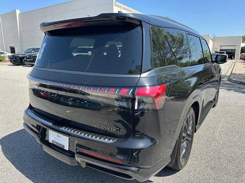 2025 INFINITI QX80 AUTOGRAPH AWD