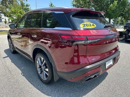 2024 INFINITI QX60 Luxe