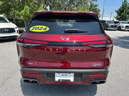 2024 INFINITI QX60 Luxe