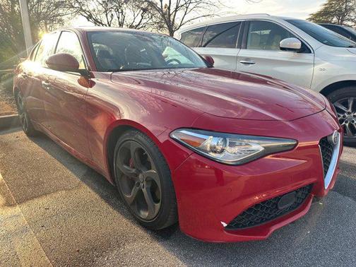 2017 Alfa Romeo Giulia Base