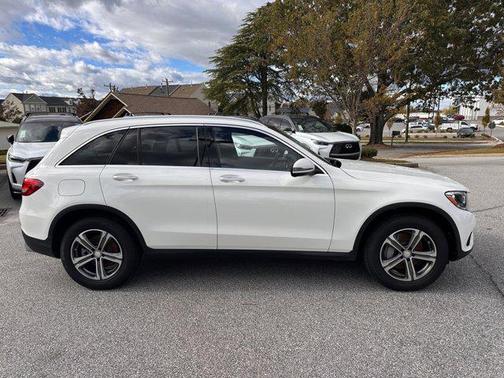 2016 Mercedes-Benz GLC 300 Base