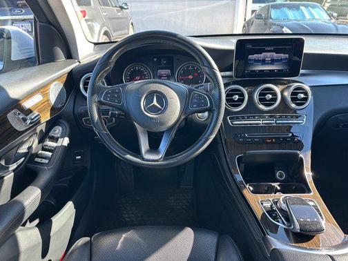 2016 Mercedes-Benz GLC 300 Base