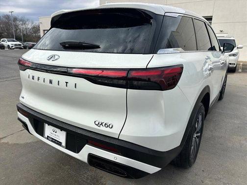 2023 INFINITI QX60 Pure