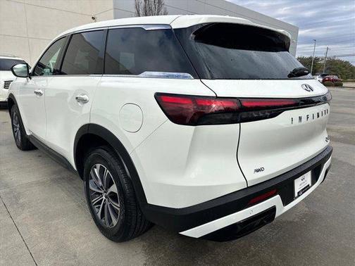 2023 INFINITI QX60 Pure