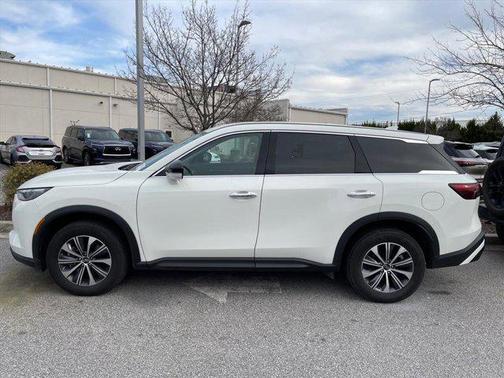 2023 INFINITI QX60 Pure