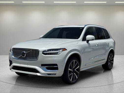 Crystal White Metallic 2024 Volvo XC90 B6 Ultimate Bright Theme 6-Seater