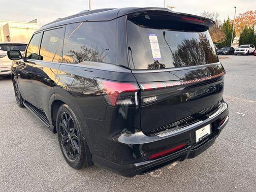 2026 INFINITI QX80 SPORT