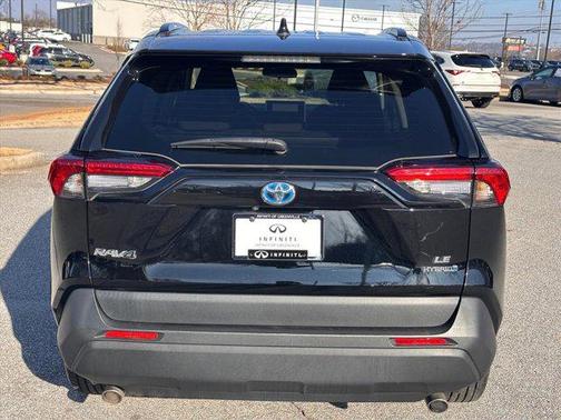 2024 Toyota RAV4 Hybrid LE