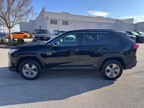 2024 Toyota RAV4 Hybrid LE