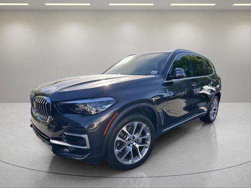 Dark Graphite Metallic 2022 BMW X5 sDrive40i