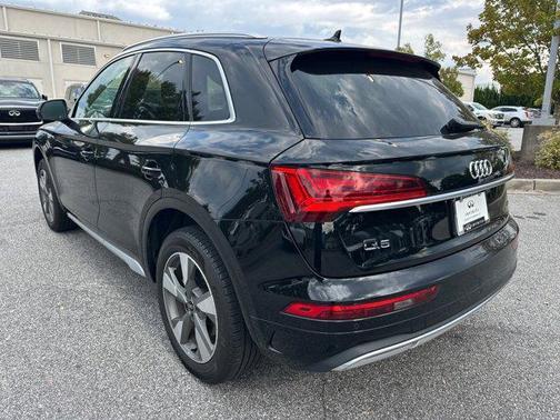 2024 Audi Q5 40 Premium Plus