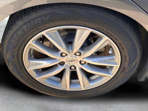 2014 INFINITI Q50 Premium