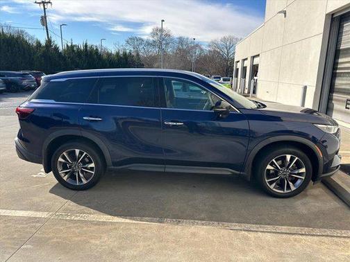 2022 INFINITI QX60 Luxe