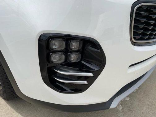 Snow White Pearl 2018 Kia Sportage EX
