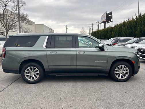 2023 Chevrolet Suburban Premier