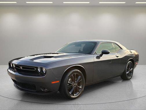 2022 Dodge Challenger SXT