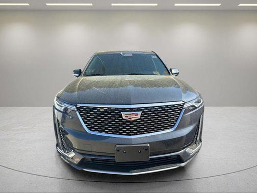 Wilder Metallic 2023 Cadillac XT6 Premium Luxury FWD