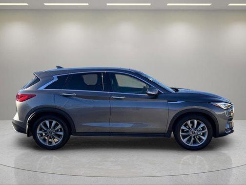 2021 INFINITI QX50 LUXE AWD