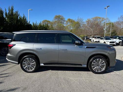 2025 INFINITI QX80 SENSORY AWD