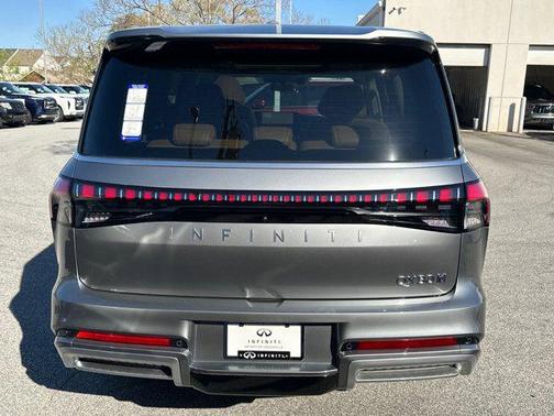 2025 INFINITI QX80 SENSORY AWD