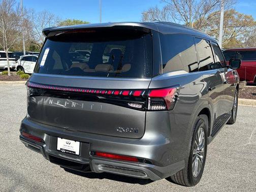 2025 INFINITI QX80 SENSORY AWD