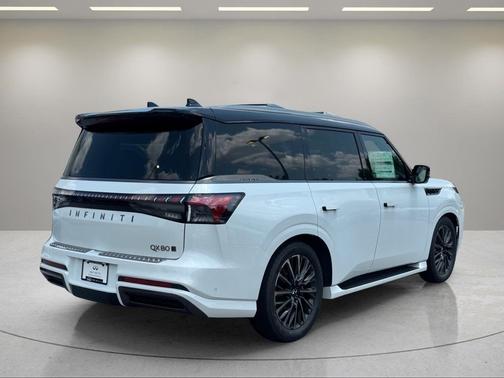 Radiant White/Black Obsidian 2027 INFINITI QX80 AUTOGRAPH