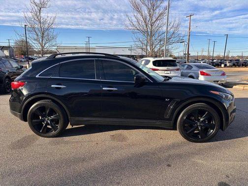 2015 INFINITI QX70 Base