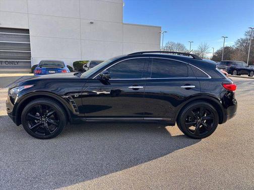 2015 INFINITI QX70 Base