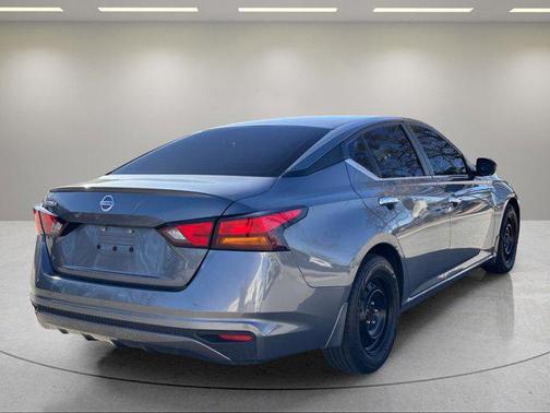 2021 Nissan Altima S FWD