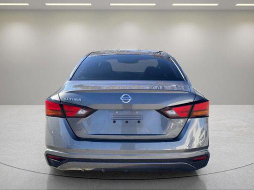 2021 Nissan Altima S FWD