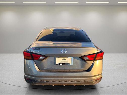 2021 Nissan Altima S FWD