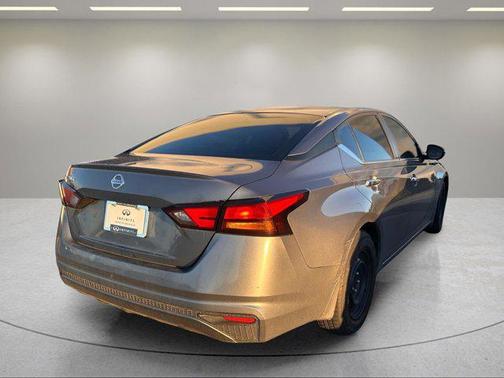 2021 Nissan Altima S FWD