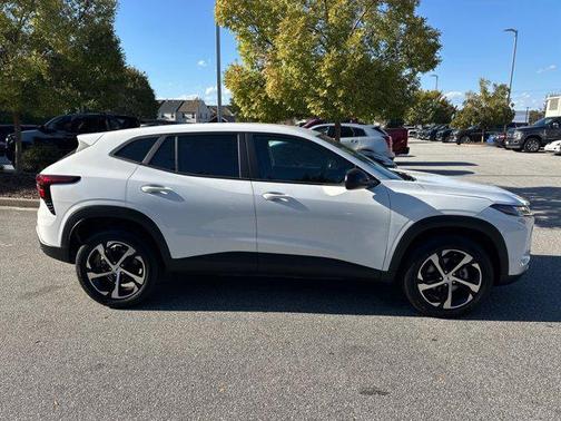 2024 Chevrolet Trax FWD 1RS