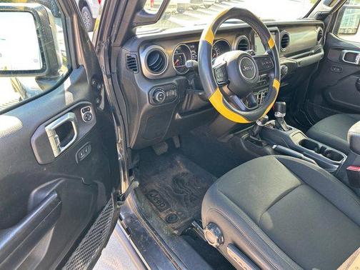2021 Jeep Gladiator Willys 4x4
