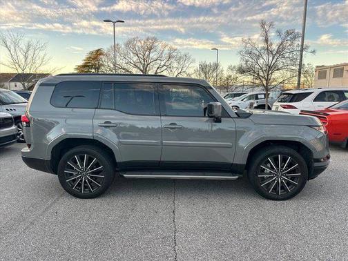 2024 Lexus GX 550 Luxury