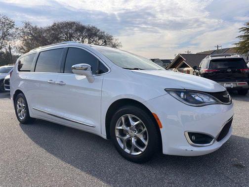2018 Chrysler Pacifica Limited