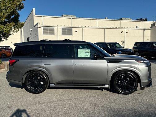 2026 INFINITI QX80 SPORT