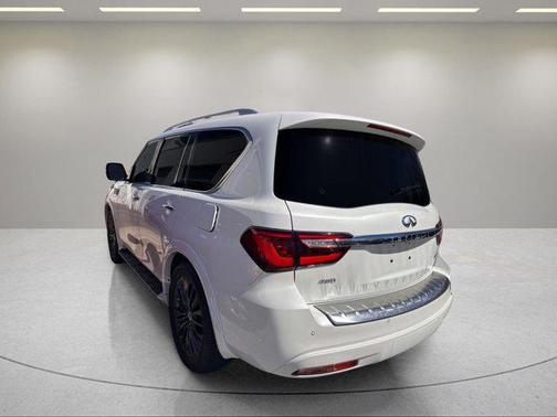 2023 INFINITI QX80 SENSORY AWD