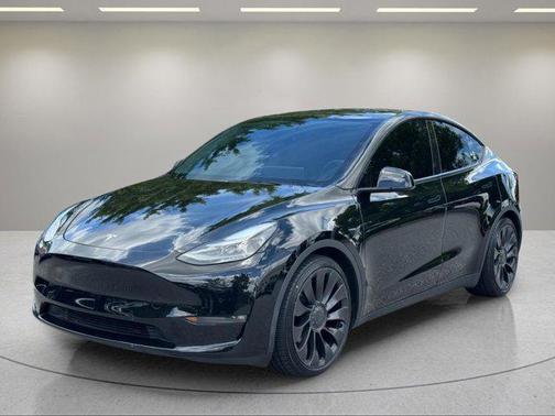 Solid Black 2022 Tesla Model Y Performance Dual Motor All-Wheel Drive