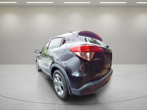 2017 Honda HR-V LX