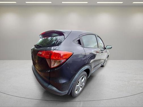 2017 Honda HR-V LX
