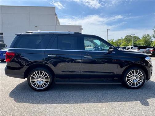 Agate Black Metallic 2023 Ford Expedition Limited