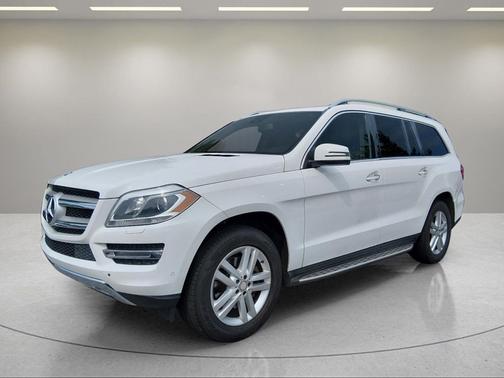 Polar White 2016 Mercedes-Benz GL-Class 4MATIC