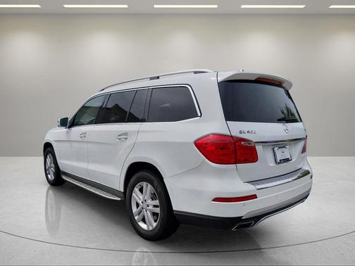 Polar White 2016 Mercedes-Benz GL-Class 4MATIC