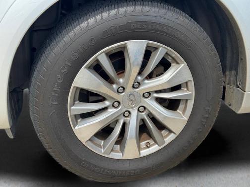 Liquid Platinum 2017 INFINITI QX80 Base