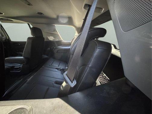 Satin Steel Metallic 2018 GMC Yukon SLT