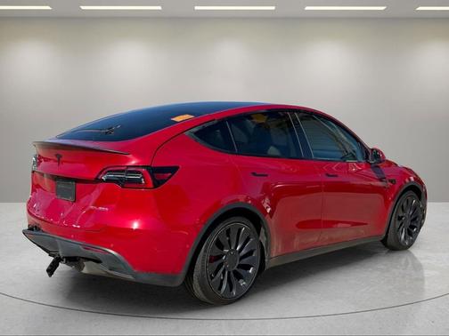 2022 Tesla Model Y Performance Dual Motor All-Wheel Drive