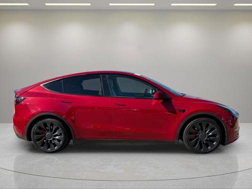 2022 Tesla Model Y Performance Dual Motor All-Wheel Drive
